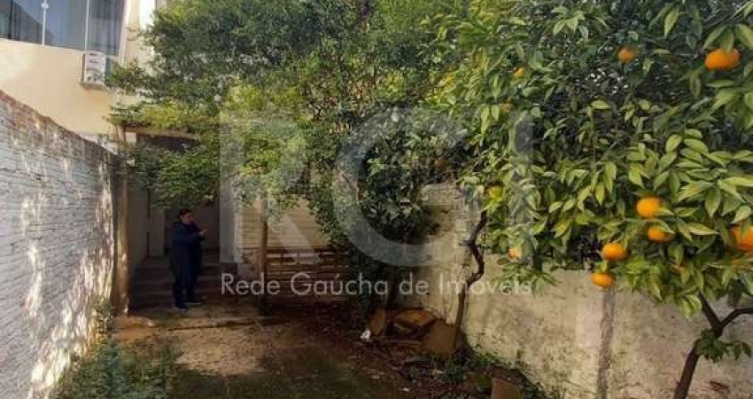 Casa para Venda - 140m², 4 dormitórios, 1 vaga - Cidade Baixa