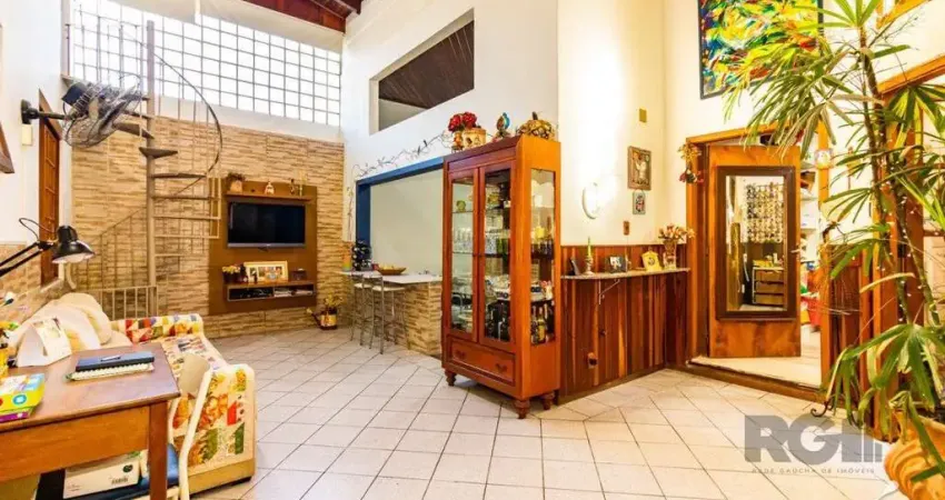 CASA, 4 DORMITÓRIOS, 3 SUÍTES, 2 VAGAS DE GARAGEM, BAIRRO IPANEMA, PORTO ALEGRE/