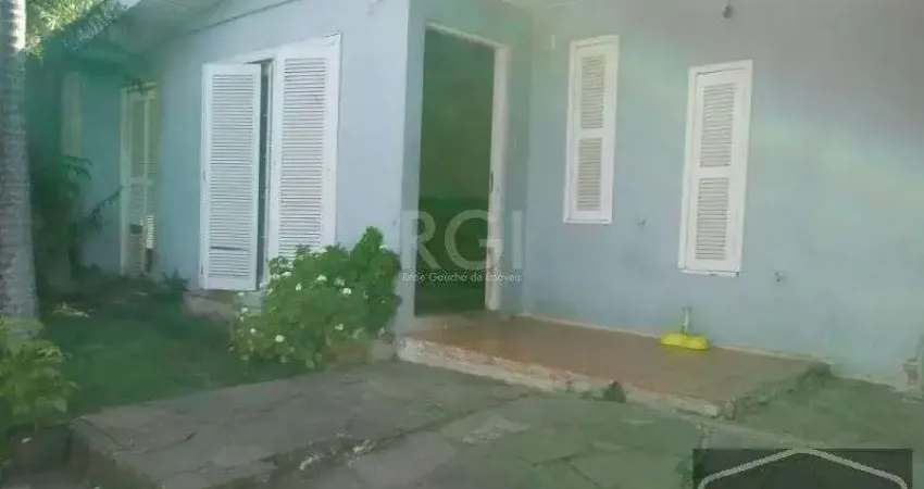 Casa para Venda - 300m², 3 dormitórios, 2 vagas - Jardim Leopoldina