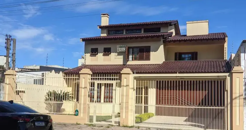 Casa 348m², 4 dormitórios, 2 vagas no bairro Nonoai