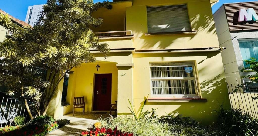 Casa 5 dorms à venda Rua Professor Langendonck, Petrópolis