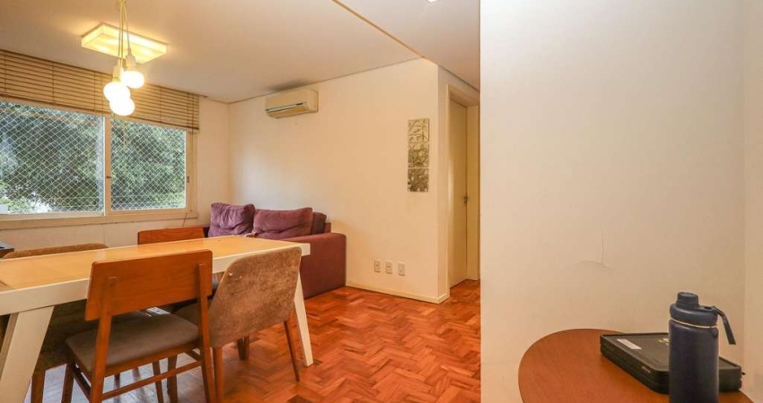 Apartamento a venda no bairro Mont' Serrat