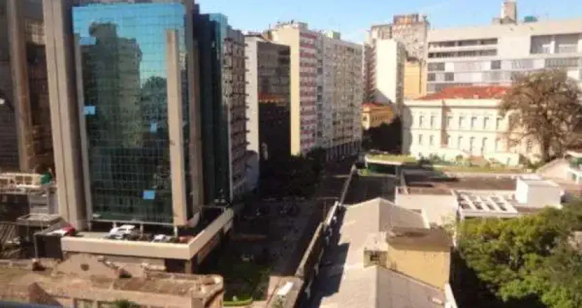 Box para Venda - 16m², 0 dormitórios, 1 vaga - Centro Histórico