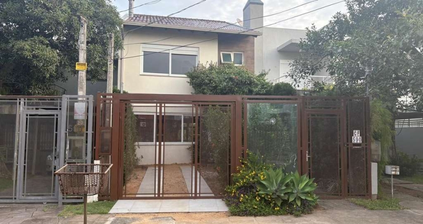 Sobrado 3 dormitórios à venda Hípica Porto Alegre/RS
