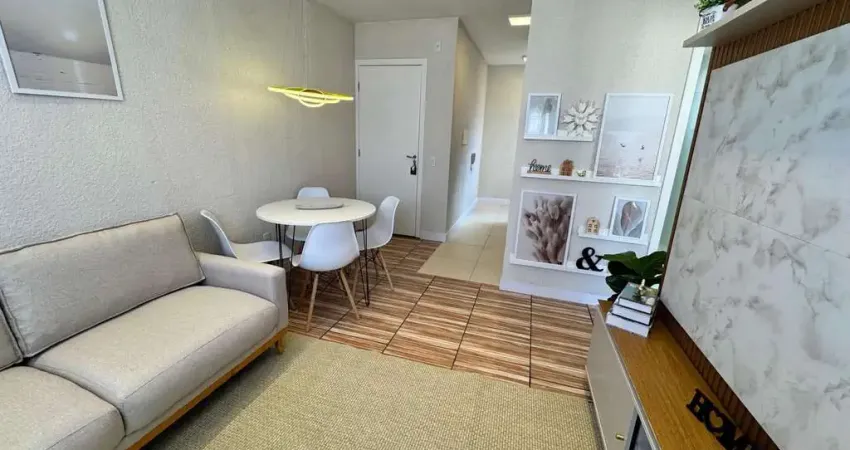 Apartamento Semimobiliado de 2 Quartos à Venda na Hípica, Porto Alegre, RS