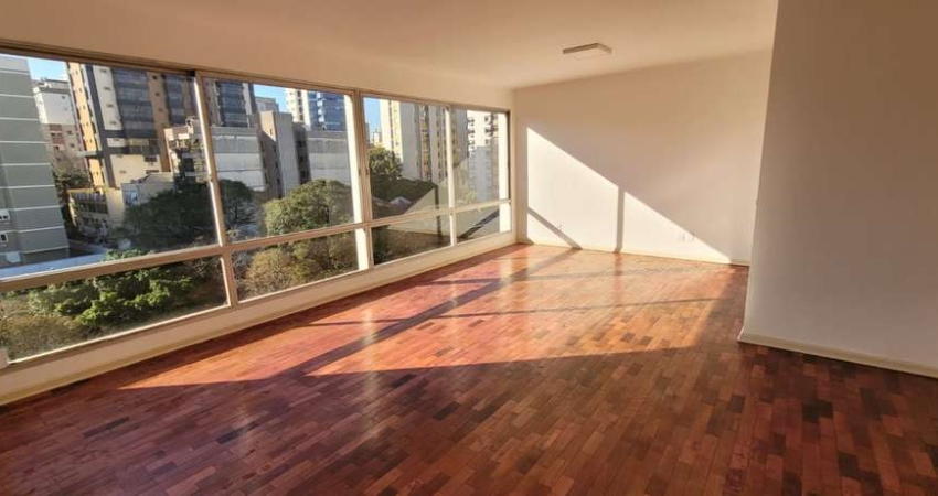 VENDA APARTAMENTO 3 DORMITÓRIOS, SUITE, GARAGEM, ELEVADOR, VISTA, EXCELENTE ORIE