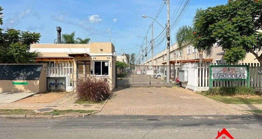 Sobrado em condomínio fechado no bairro Ponta Grossa