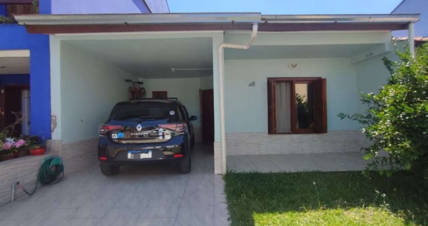 Casa em condomínio fechado com 2 quartos à venda na Rua Ponciano Pacheco da Silveira, 172, Guarujá, Porto Alegre