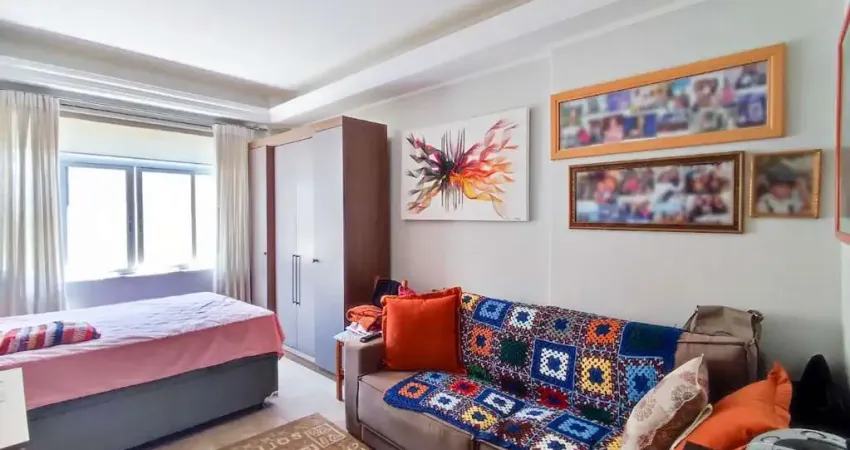 Apartamento com 1 quarto à venda na Rua Vigário José Inácio, 295, Centro Histórico, Porto Alegre