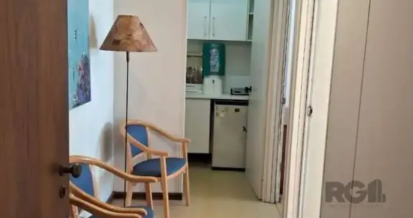 Sala comercial à venda na Rua Felipe Camarão, 736, Rio Branco, Porto Alegre