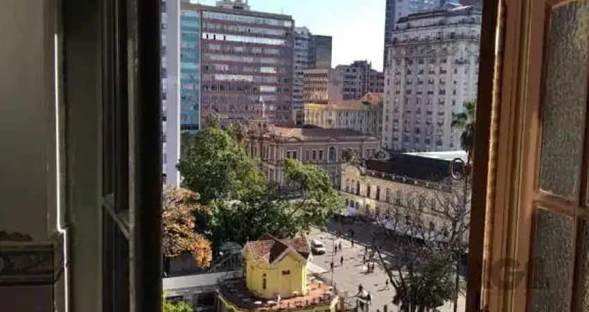 Vende sala com excelente localização próximo do mercado público, frente, andar a