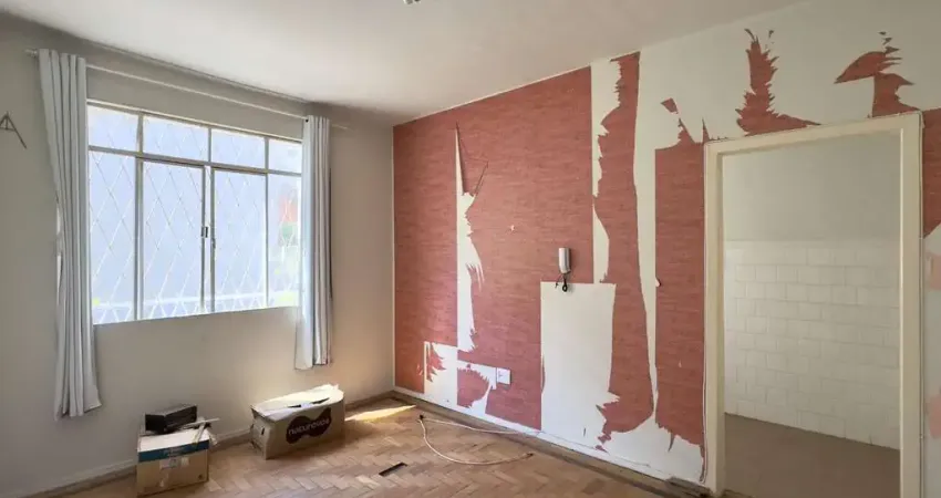 Apartamento 1 dormitório amplo, com excelente localização no menino deus