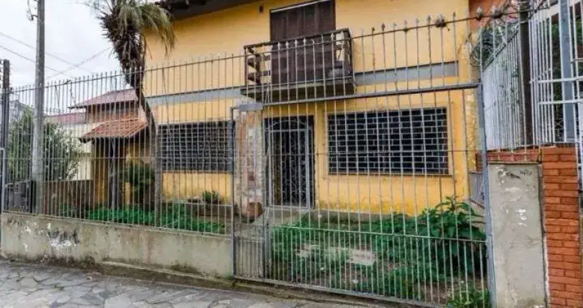 Casa de 03 dormitórios, no bairro vila joão pessoa, para locação