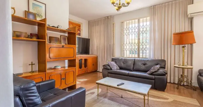 Casa com 4 quartos à venda na Avenida João Pessoa, 2368, Farroupilha, Porto Alegre