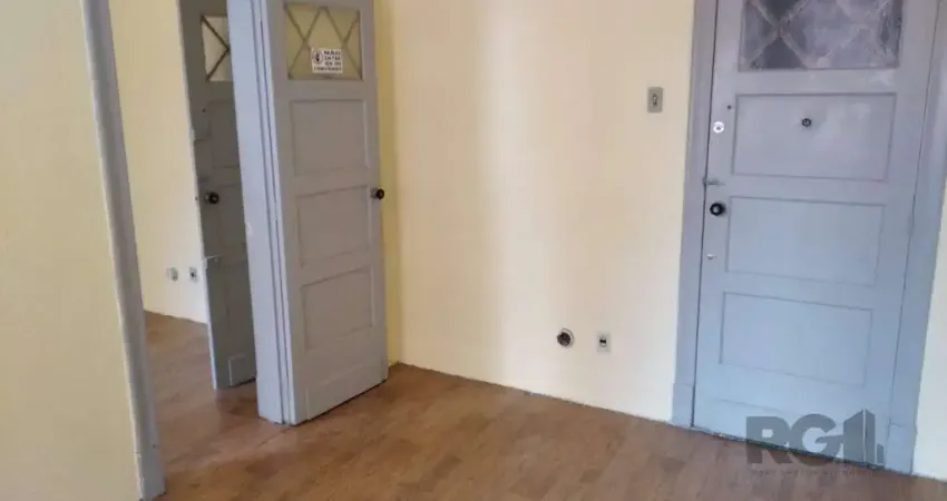 Vende sala com excelente localização próximo do Mercado Público, frente, andar a