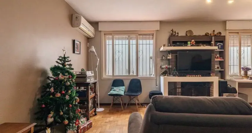 Apartamento de 3 dormitórios, 2 vagas no bairro Moinhos de Vento.