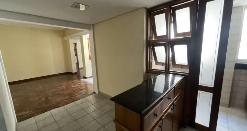 Apartamento 3 dormitório 84m² Elevador e Sacada Bairro Bom Fim Porto Alegre