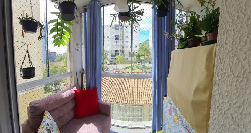 Apartamento com 03 dormitórios (01 suíte), 01 vaga no bairro Morro Santana