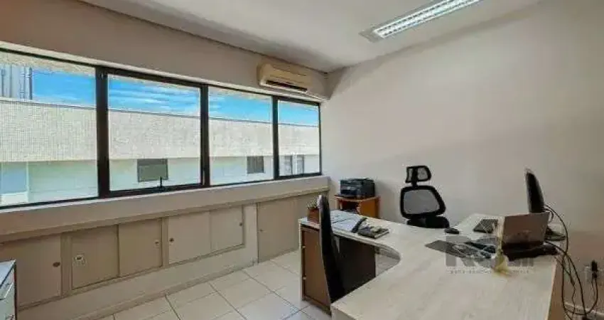 Conjunto/Sala em Porto Alegre, no bairro Bom Fim, e 0 banheiros, à venda.