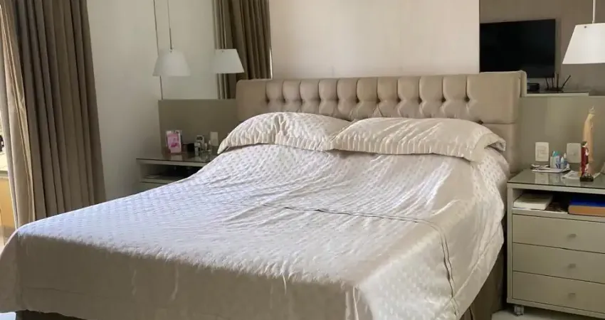 Casa de alto luxo no Itaigara com 4/4 sendo 2 suítes