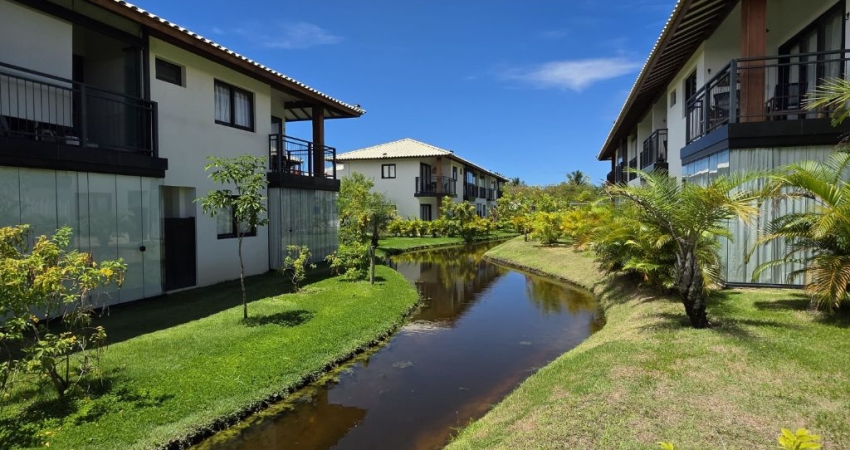 Casa Garden à Venda – Praia do Forte | Vila do Lago | 2 Quartos (1 Suíte) | Mobiliado | Garden Privativo | Frente Lago | Térreo | Nascente