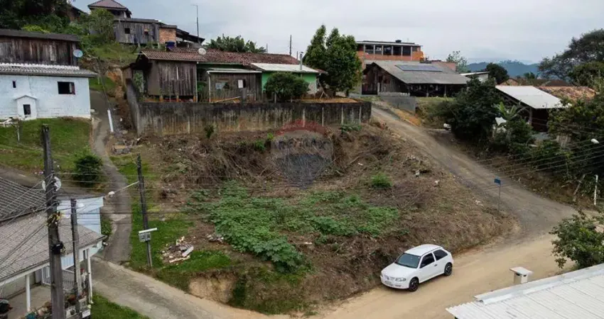 Terreno Residencial Excelente Localização no Bairro Warnow, em Indaial/SC