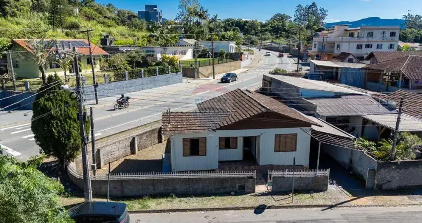 Oportunidade na rua Dr. Blumenau em Indaial!