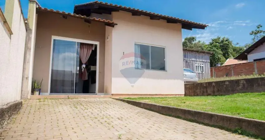 Casa com 2 quartos à venda no Araponguinhas, Timbó 