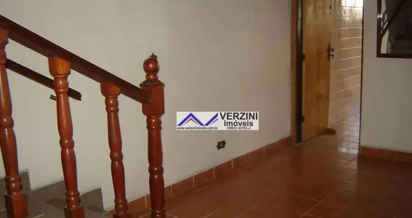 Sobrado  3 dormitórios  1 suíte 3 vagas Jardim Adriana em Guarulhos