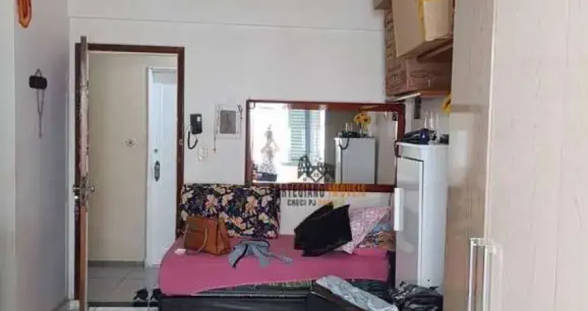 Kitnet à venda no centro de São Vicente – Conforto e praticidade!