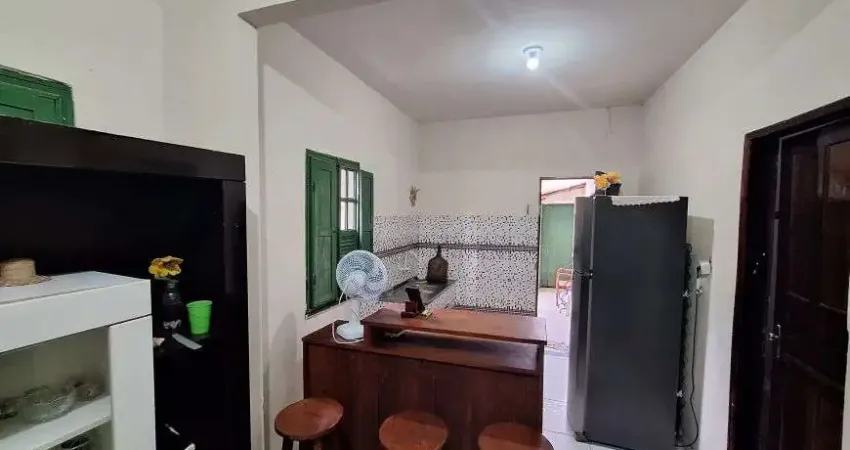 Casa para aluguel possui 80 metros quadrados com 3 quartos em Sítio do Conde - Conde - BA