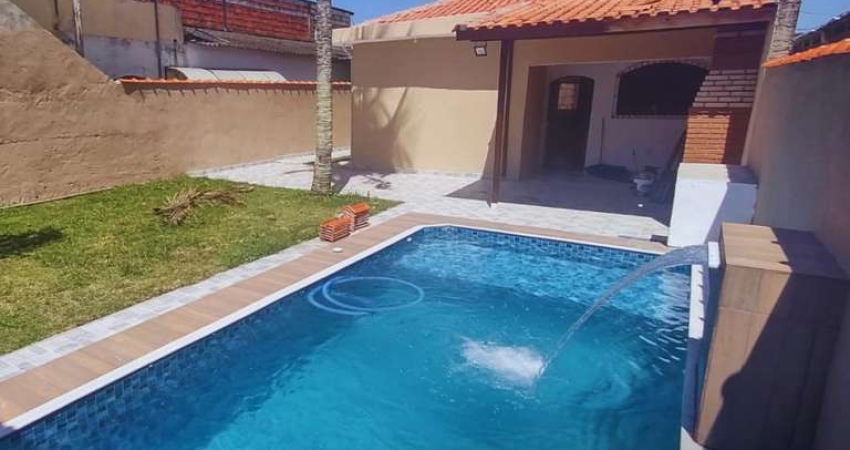 Casa para Venda em Mongaguá, ITAGUAI, 2 dormitórios, 2 banheiros, 4 vagas