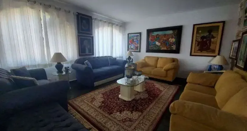 Casa com 3 quartos à venda na Rua Ângelo Santi, 530, Interlagos, São Paulo