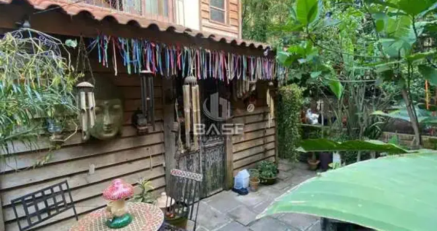 Casa com 5 quartos à venda no Salgado Filho, Caxias do Sul 