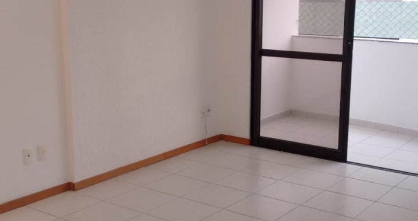 Apartamento com 3 quartos para alugar na Avenida Professor Manoel Ribeiro, 1351, Stiep, Salvador