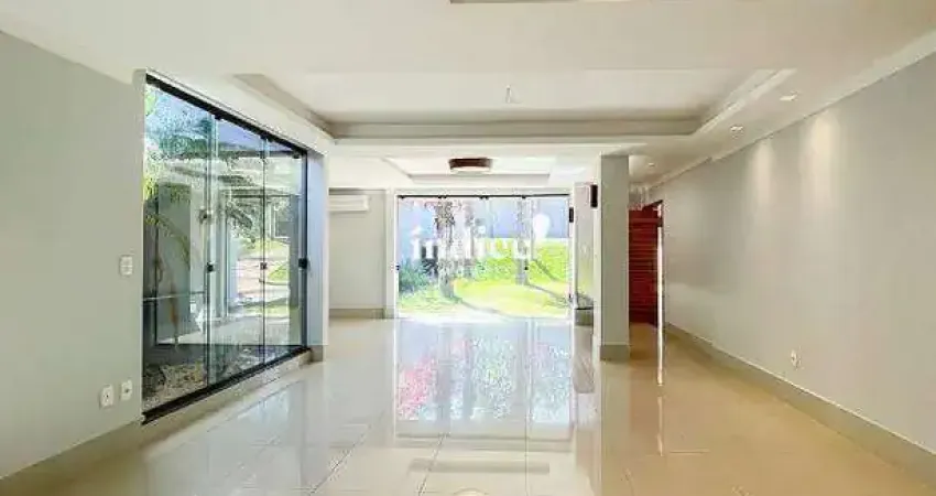 Casa térrea de 580m² com 03 suítes à venda em condomínio - quinta do alvorada