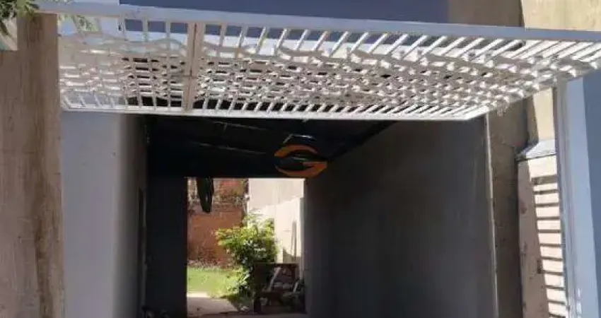 Casa à venda em cedral, sp — 2 quartos, 2 vagas, porcelanato e quintal