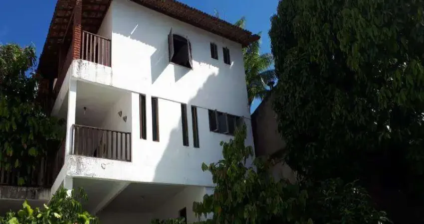 Casa para Venda em Salvador, Candeal, 4 dormitórios, 2 suítes, 4 banheiros, 2 vagas