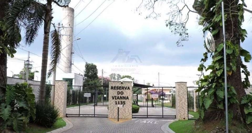 Casa à venda na Alameda Liverpool, 223, Granja Viana, Cotia