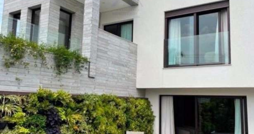 Casa para Venda em Santana de Parnaíba, Alphaville