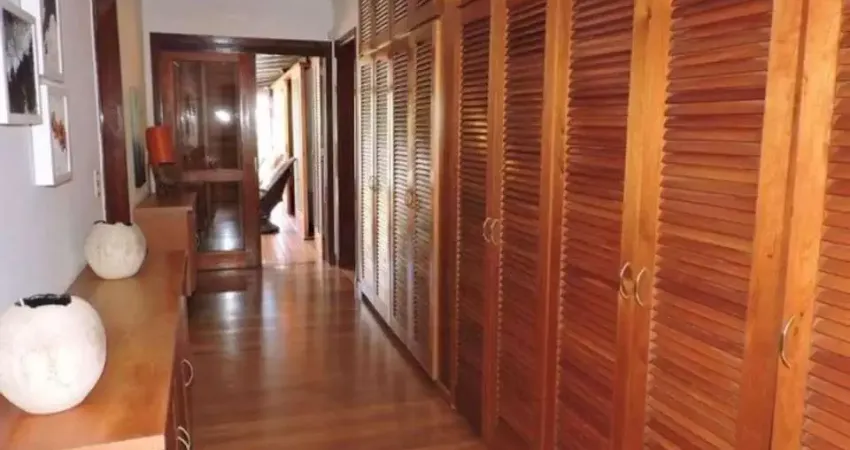 Casa à venda na Áries, 20, Palos Verdes, Cotia