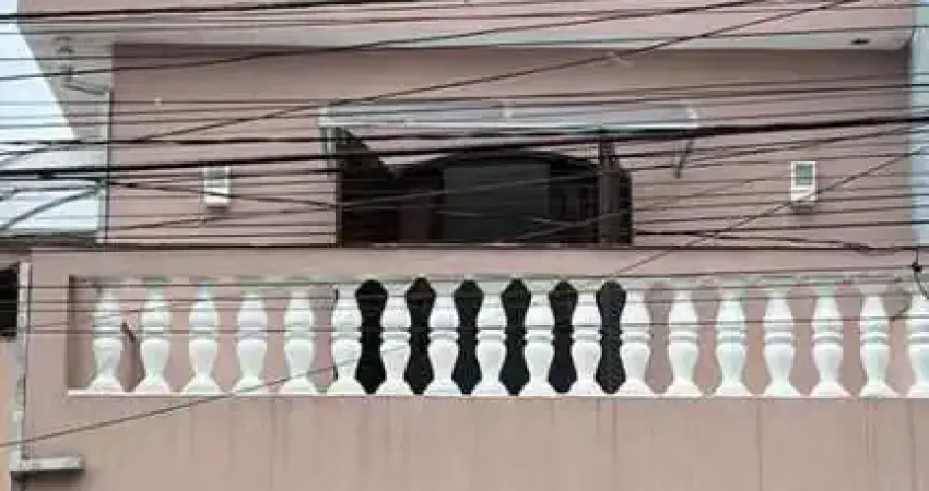 Sobrado para Venda em Barueri, Parque dos Camargos, 4 dormitórios, 2 banheiros, 2 vagas
