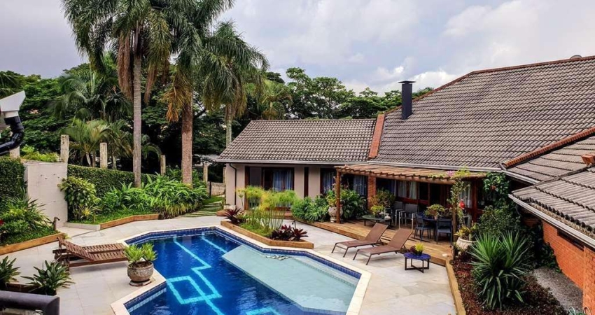 Casa para Locação em Carapicuíba, Nova Fazendinha, 5 dormitórios, 5 suítes, 8 banheiros, 6 vagas