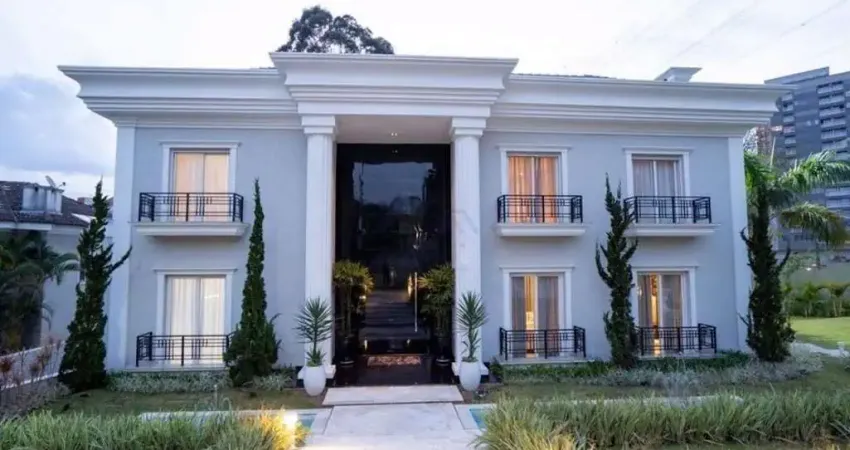 Casa à venda na Alameda Morea, 567, Tamboré, Santana de Parnaíba