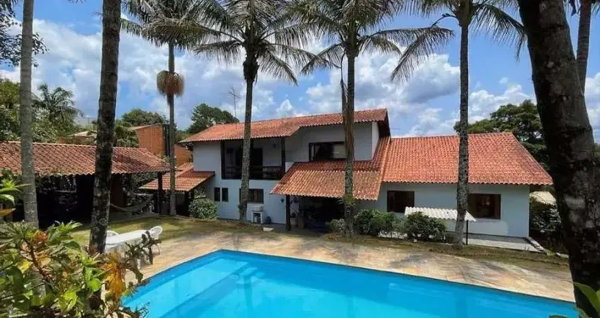 Casa à venda na Volta ao Mundo, 108, Granja Viana II, Cotia