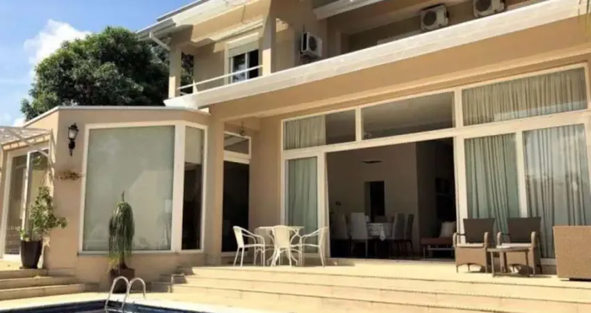 Casa à venda na Santo André, 85, Vila Santo Antônio, Cotia