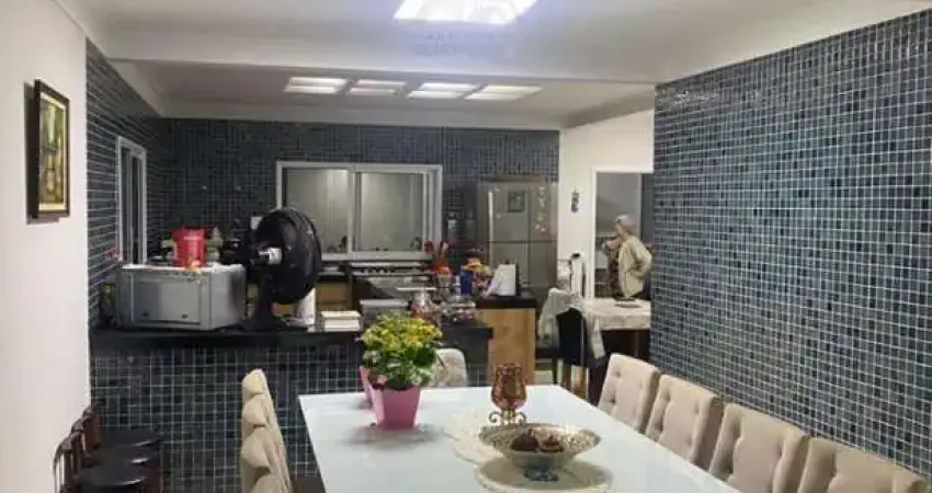 Sobrado para Venda em Santana de Parnaíba, Tarumã, 5 dormitórios, 5 suítes, 8 banheiros, 4 vagas