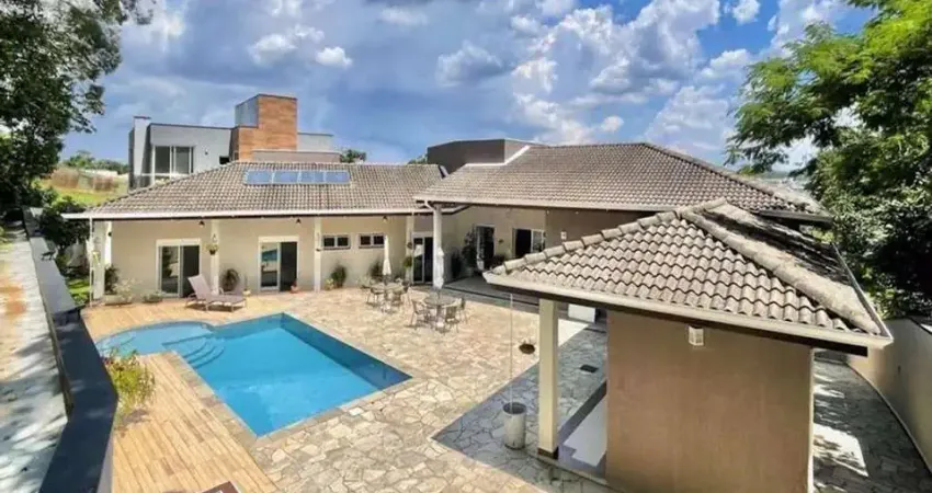 Casa à venda na Alameda Hollywood, 290, Parque Nova Jandira, Jandira