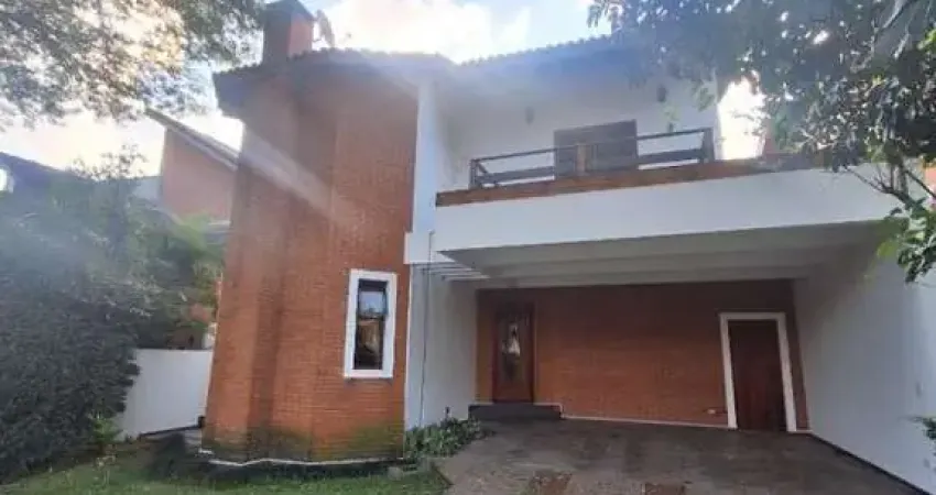 Sobrado para Locação em Santana de Parnaíba, Alphaville, 3 dormitórios, 1 suíte, 3 banheiros, 4 vagas