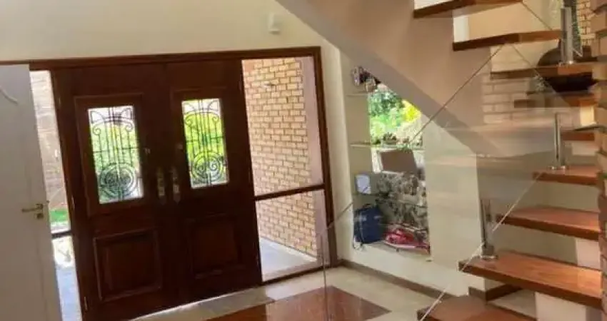 Sobrado para Venda em Jandira, Nova Higienópolis, 3 dormitórios, 1 suíte, 5 banheiros, 4 vagas